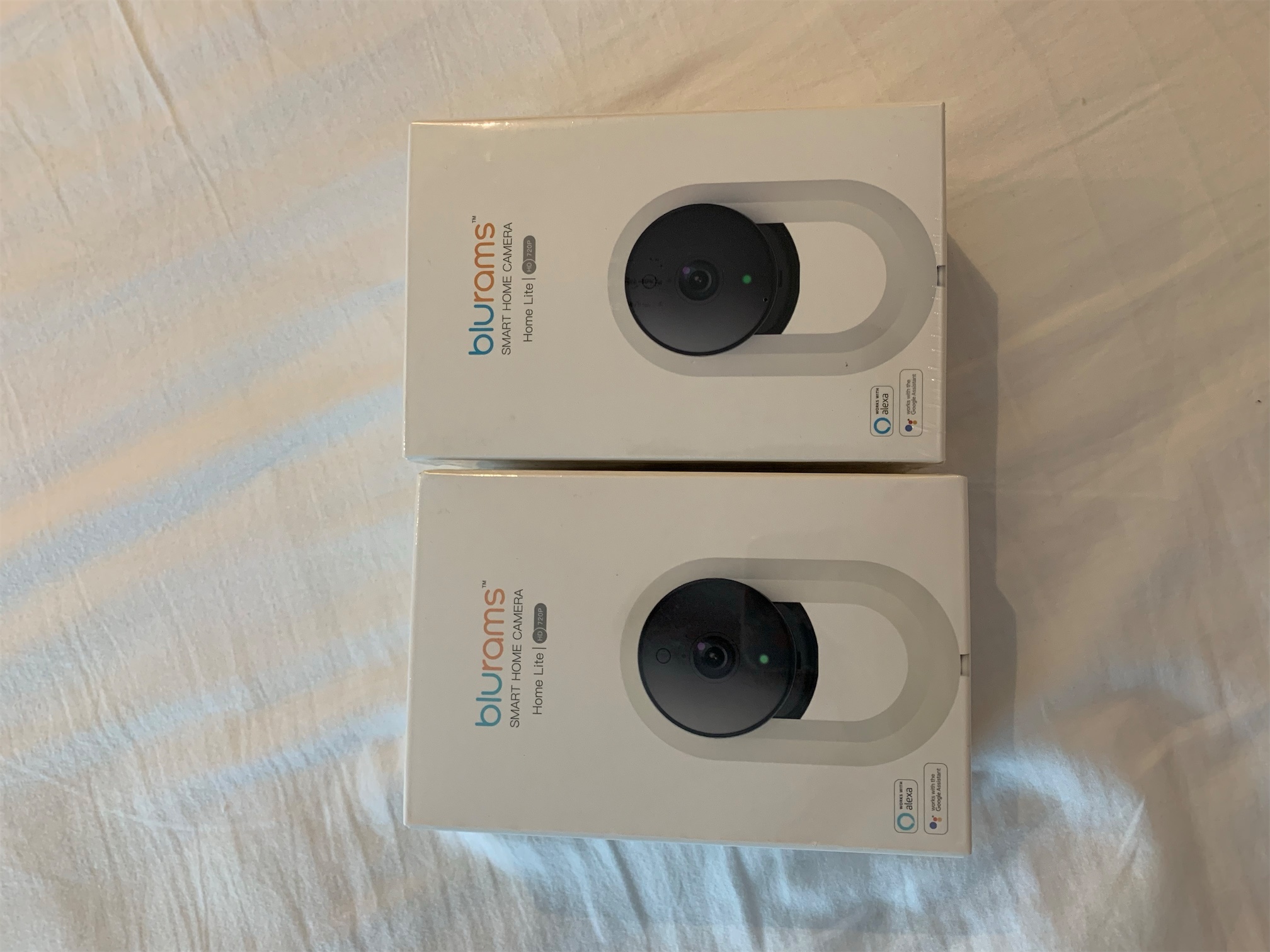 camaras y audio - Se venden dos Cámaras de Seguridad totalmente nuevas compatible con Alexa