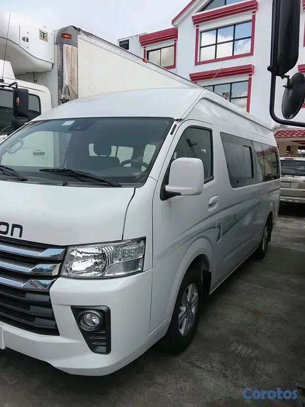 jeepetas y camionetas - minibus foton 2021 10