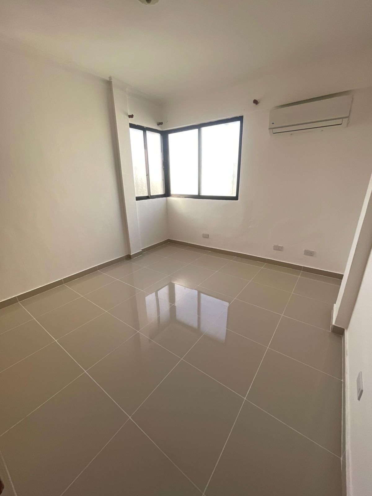 apartamentos - Alquiló mirador sur piso 4 tres hab dos baños dos  4