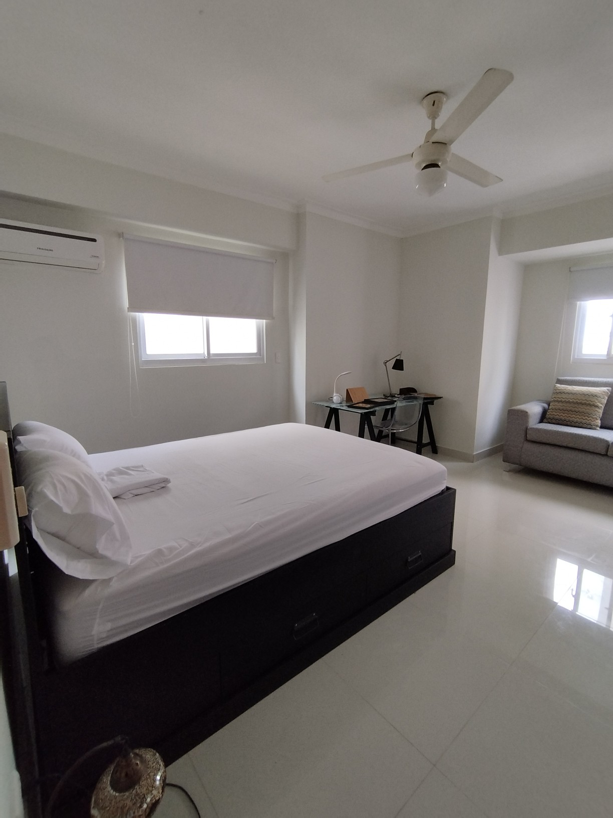 apartamentos - Torre Naco Lujosa  espectacular área social 2 Parqueos directo clientes 8