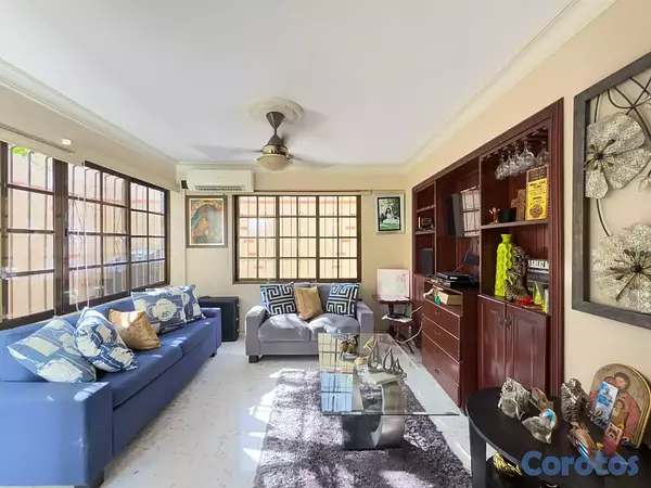 apartamentos - Casa en Venta en Los Jardines del Sur, avenida Ind 10