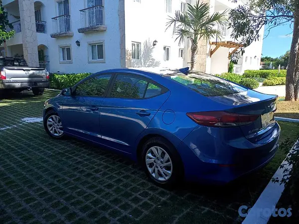 carros - HYUNDAI ELANTRA 2017 3