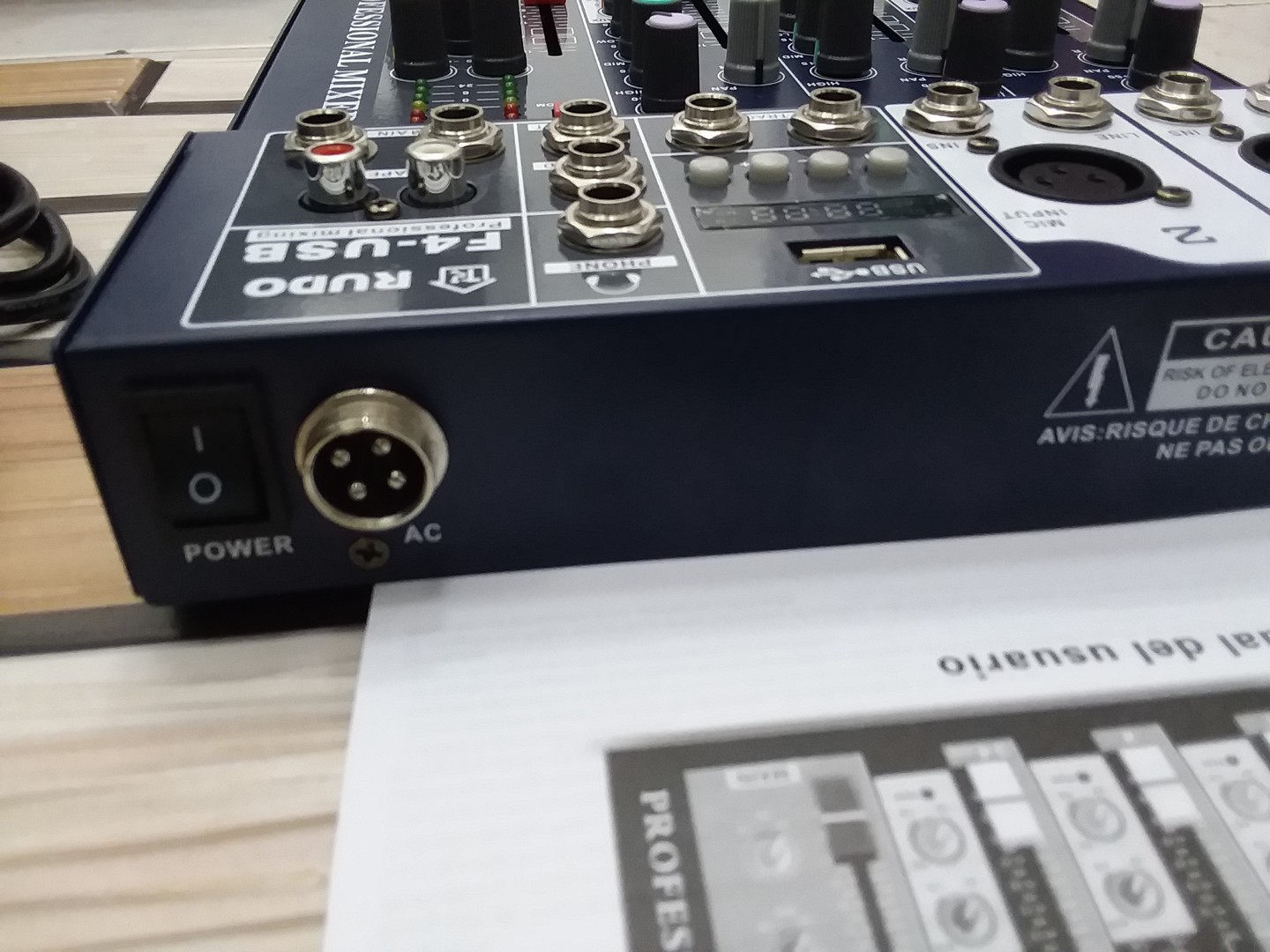 otros electronicos - Mezclador de audio de 4 canales F4-USB mixer amplificador para sonido 7