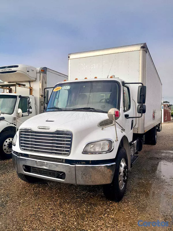 camiones y vehiculos pesados - FREIGHTLINER M2 106 AÑO 2018 2