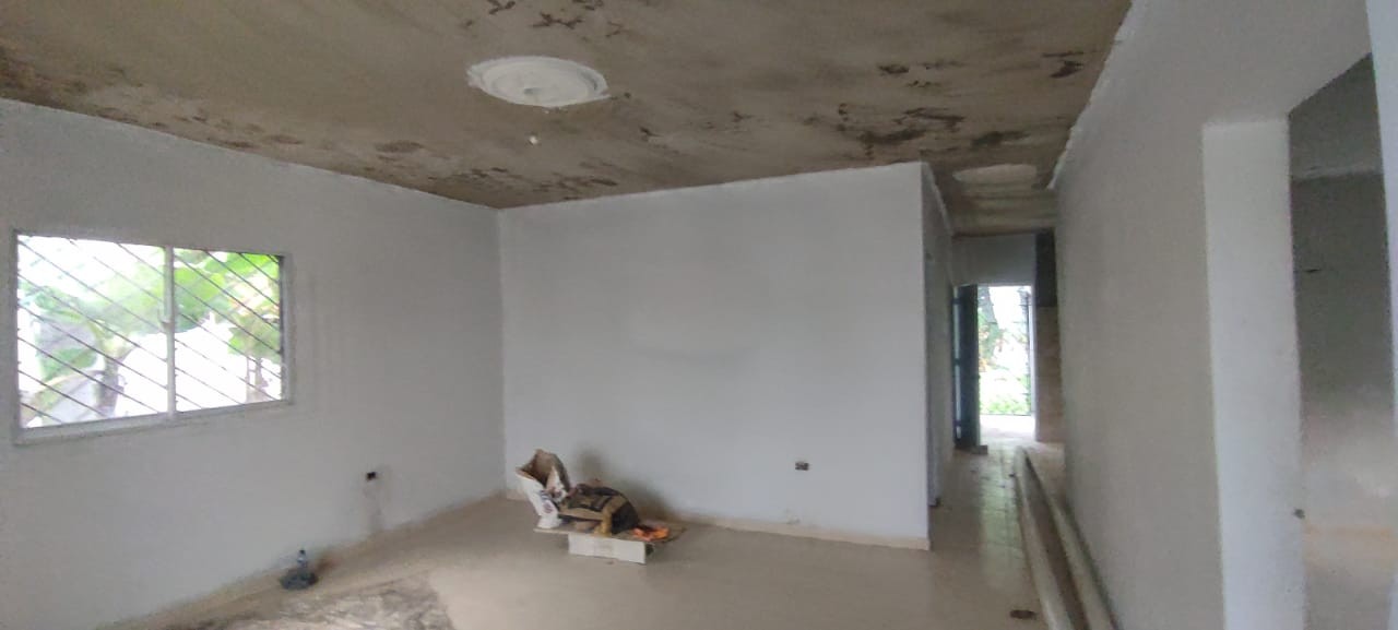 casas - Vendo casa En Etapa de Terminacion en Villa España