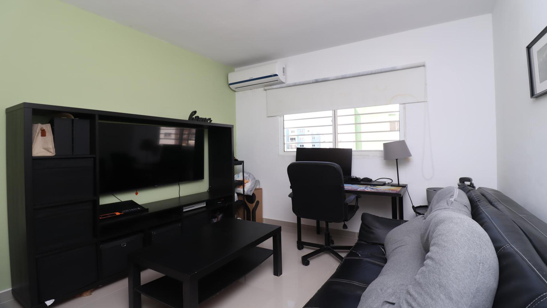 apartamentos - Apartamento en venta en Santo Domingo Oeste 7