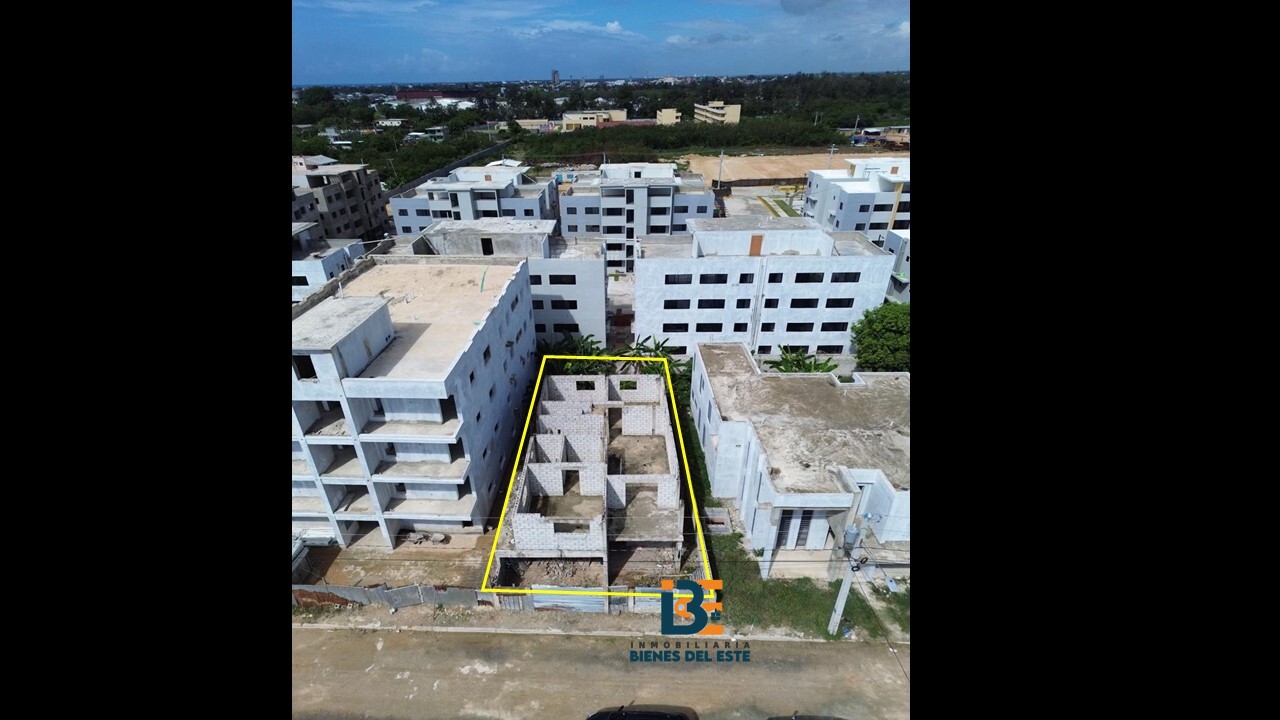 casas - Se Vende Esta Propiedad cercada en Block, SPM.