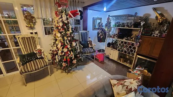 casas - Amplia Casa en Venta – Los Restauradores 3