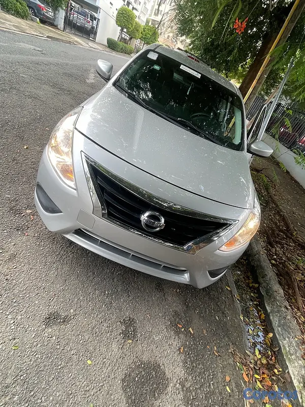 carros - NISSAN VERSA SV 2019 2