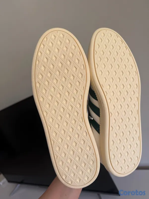 zapatos unisex - Adidas size 7 y medio OFERTA 💰💰💰 4