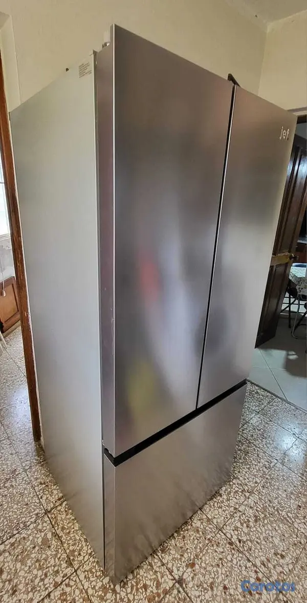 electrodomesticos - Nevera 18 pies cubicos como nueva con freezer en l 8