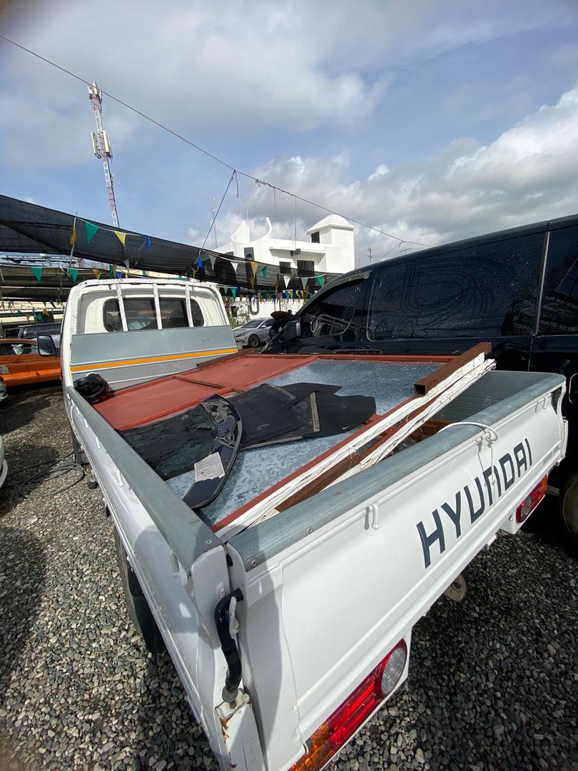 camiones y vehiculos pesados - HYUNDAI PORTER 2017 BLANCO 3