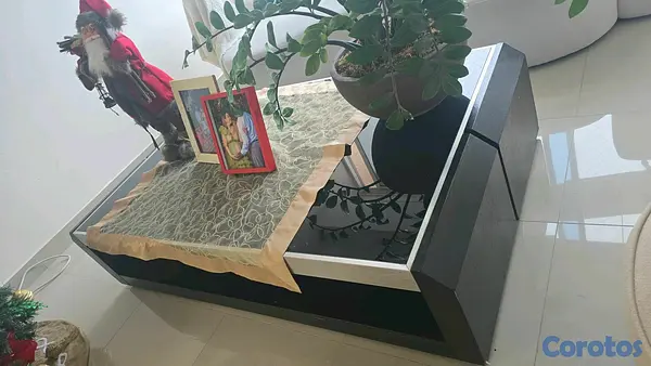 muebles y colchones - Vendo mesa de centro. 2