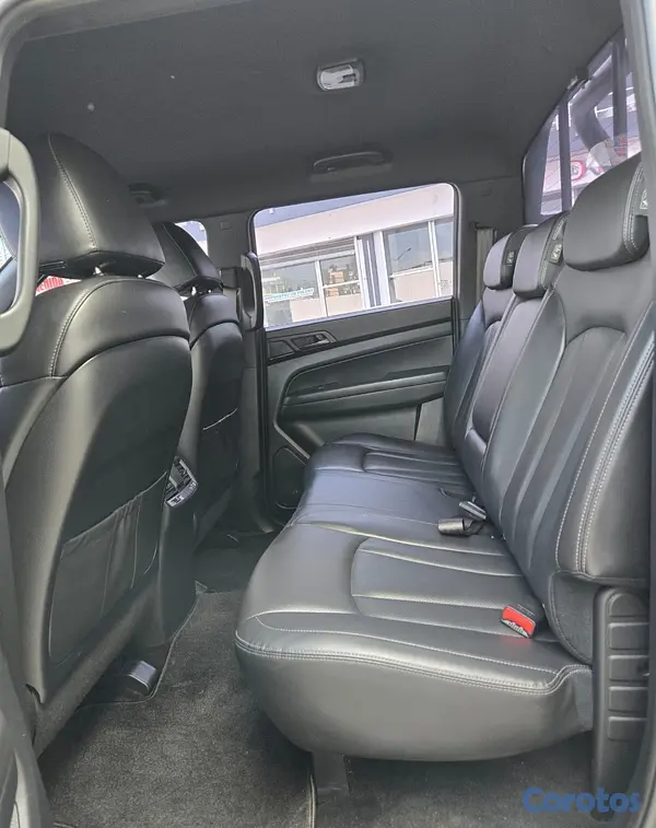 jeepetas y camionetas - KGM REXTON 2021 GRIS OSCURO DIESEL 11