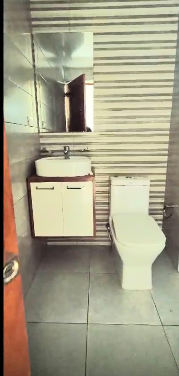 apartamentos - Apartamento 6to Nivel en Chantini 8