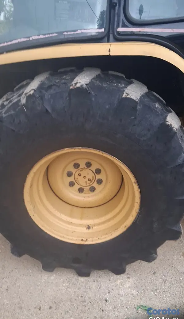 camiones y vehiculos pesados - En buena condición precio negociable  3