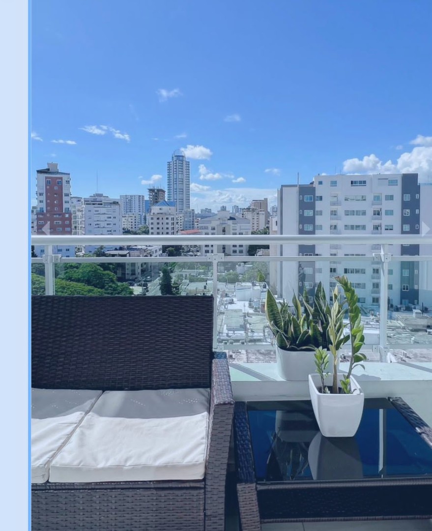 apartamentos - VENDO Apartamento en Naco céntrico de 3 hab.  3.5 baños.
venta: usd318.000 4