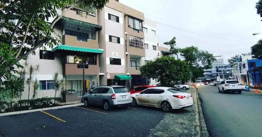 apartamentos - Airbnb 3er piso Amueblado calle león Jiménez atrás de unión médica  4