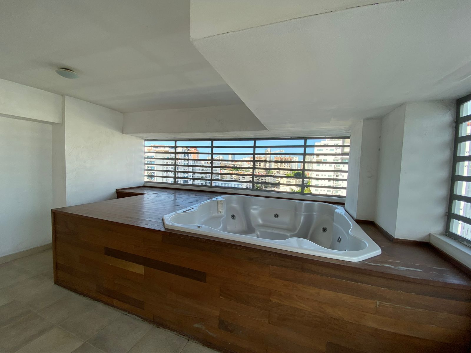 apartamentos - Alquilo Apartamento Amueblado En Serrallés Sin Int 9