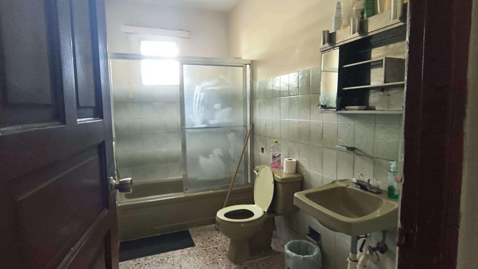 casas - CASA EN VENTA EN REPARTO ADAMES,VELLA VISTA. 4