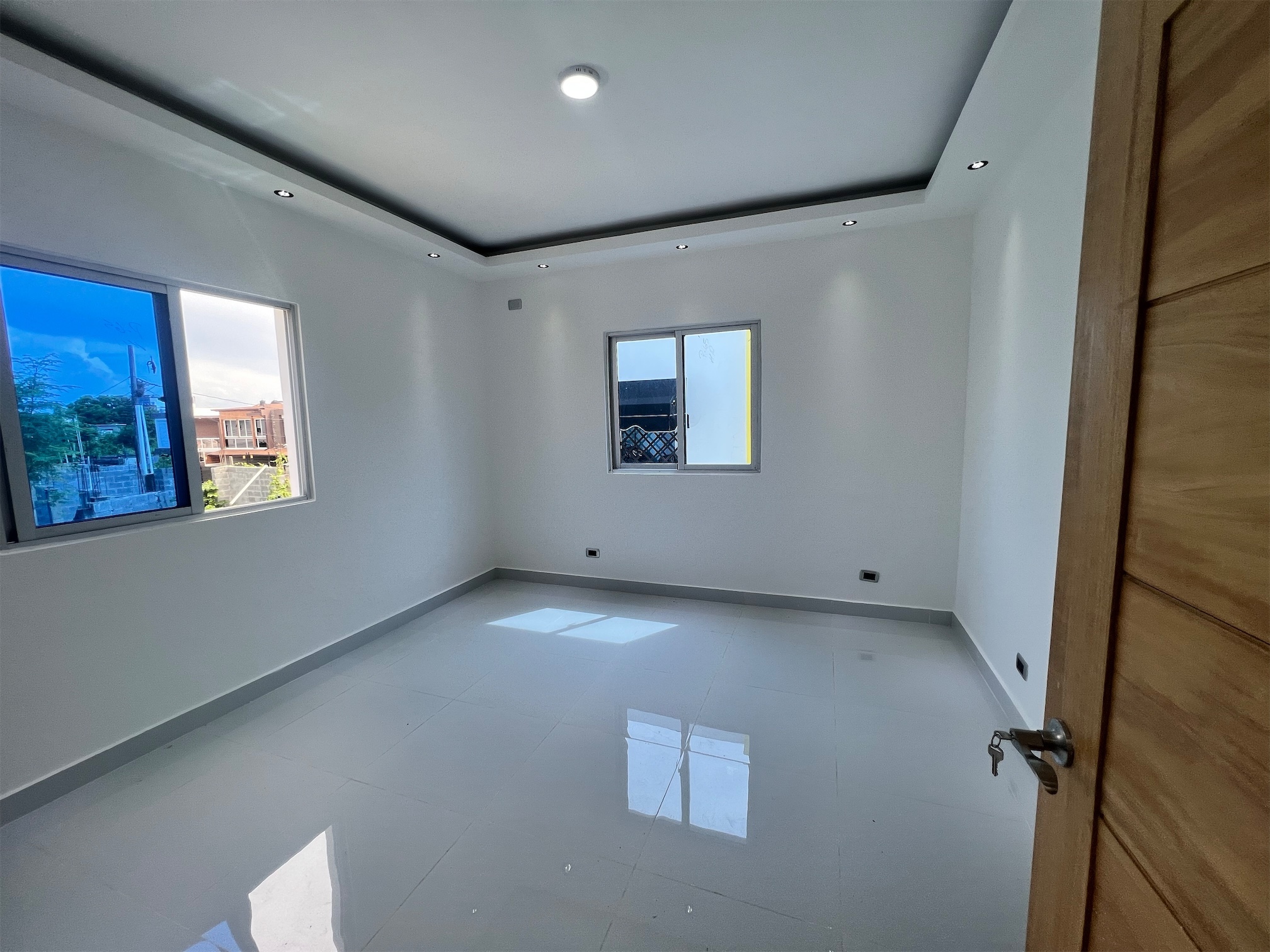 casas - Venta de casa con piscina en la autopista de san Isidro brisa oriental  5