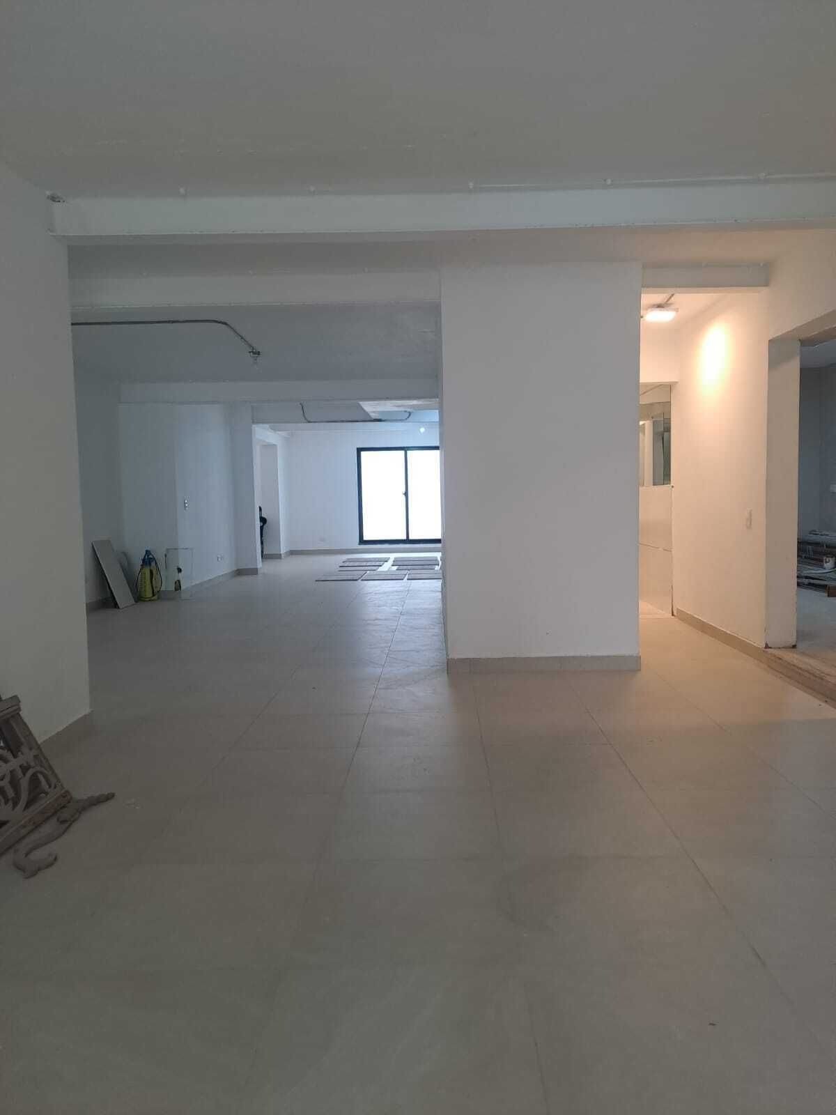 oficinas y locales comerciales - ALQUILO  Local en 1er Piso en Naco 2