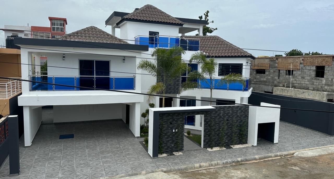 casas - venta de casa de lujo en la autopista de san isidro Santo Domingo este  3