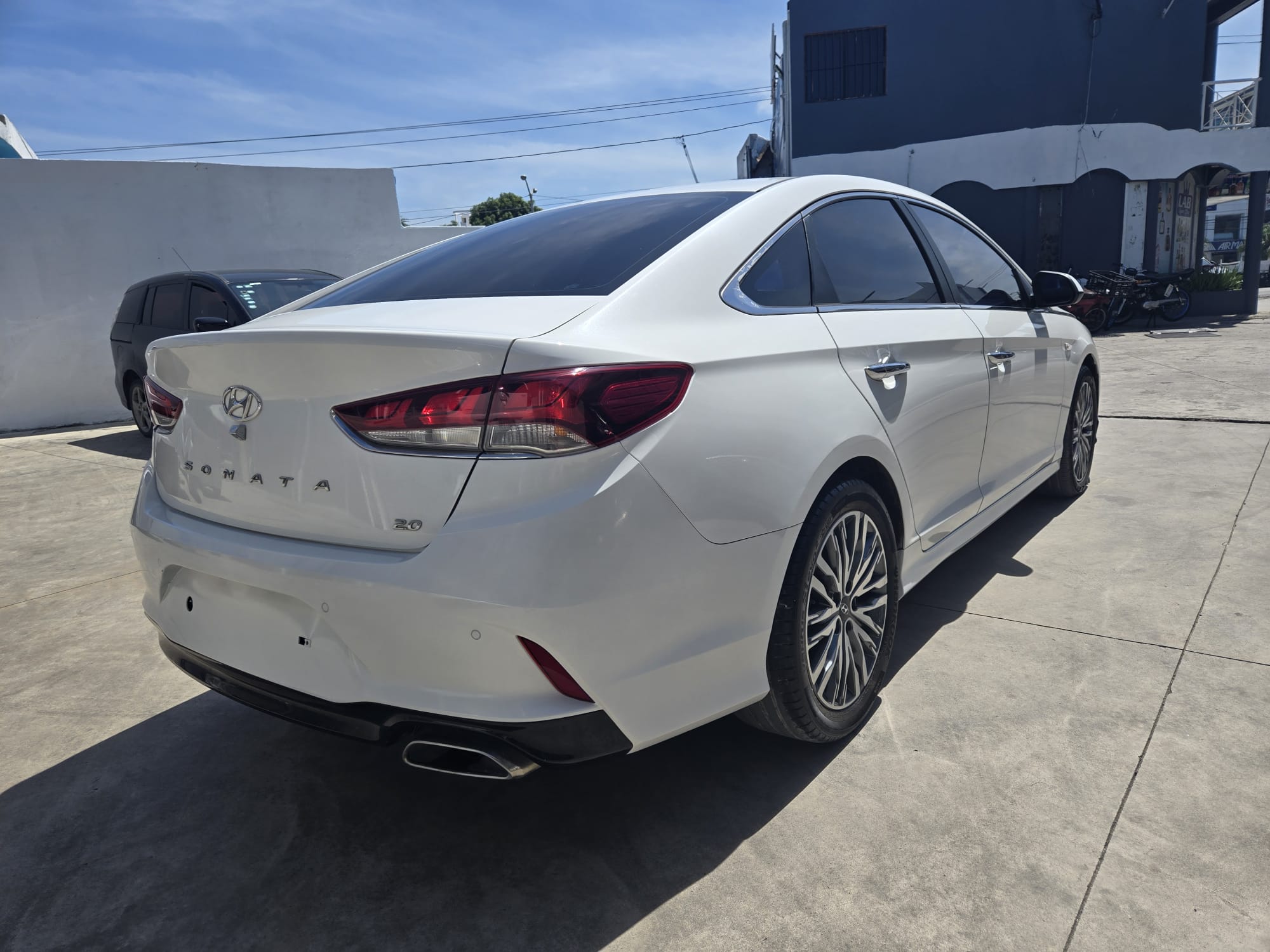 carros - HYUNDAI SONATA NEW RISE 2018 BLANCO GASOLINA 1