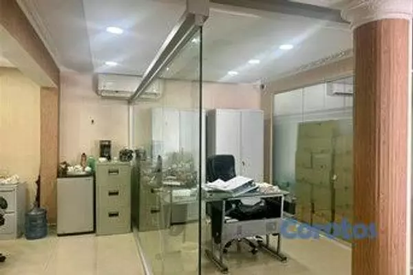 oficinas y locales comerciales - Alquiler de locales en Los restauradores 4