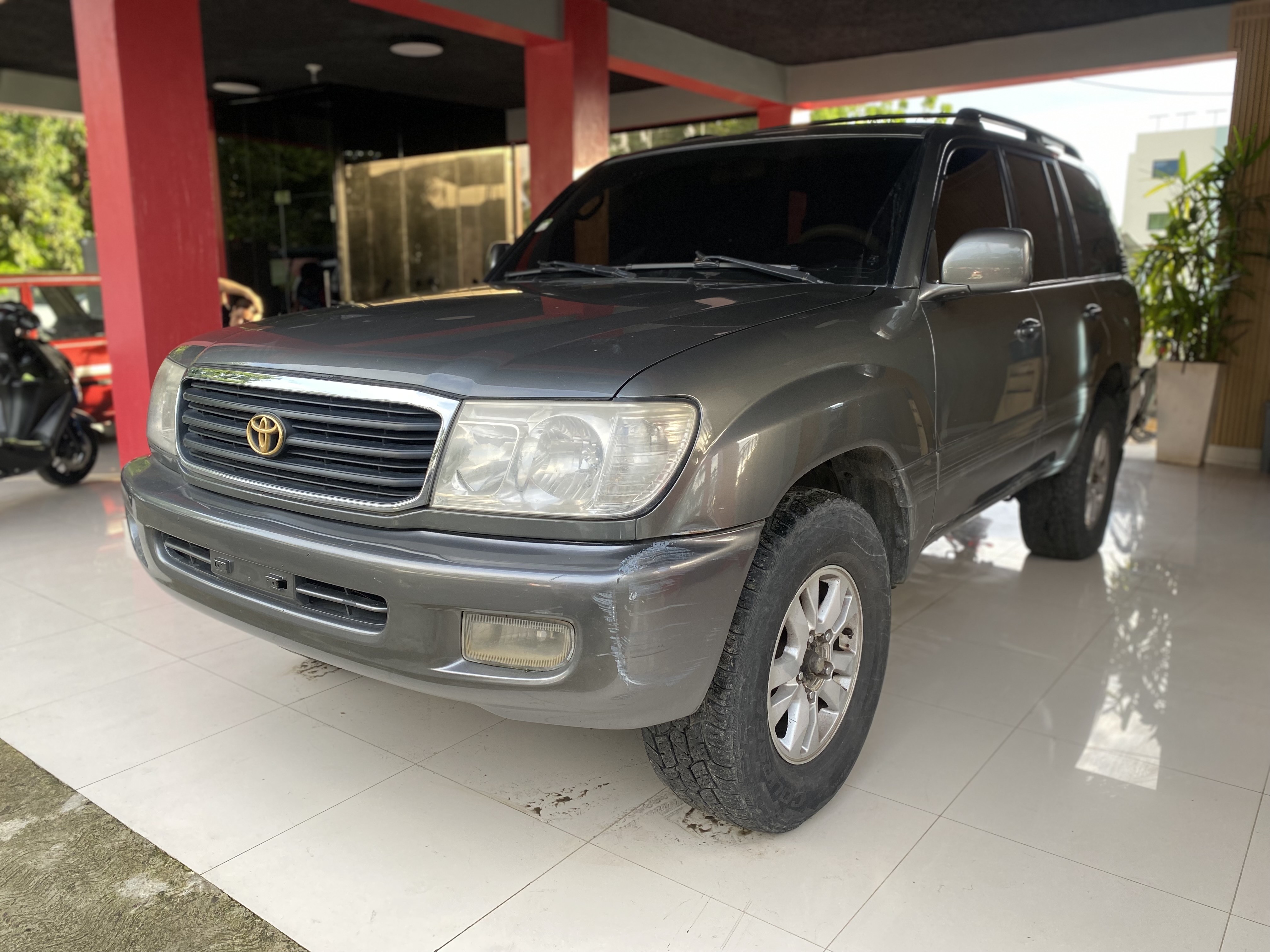 jeepetas y camionetas - TOYOTA LAND CRUISER 2000
