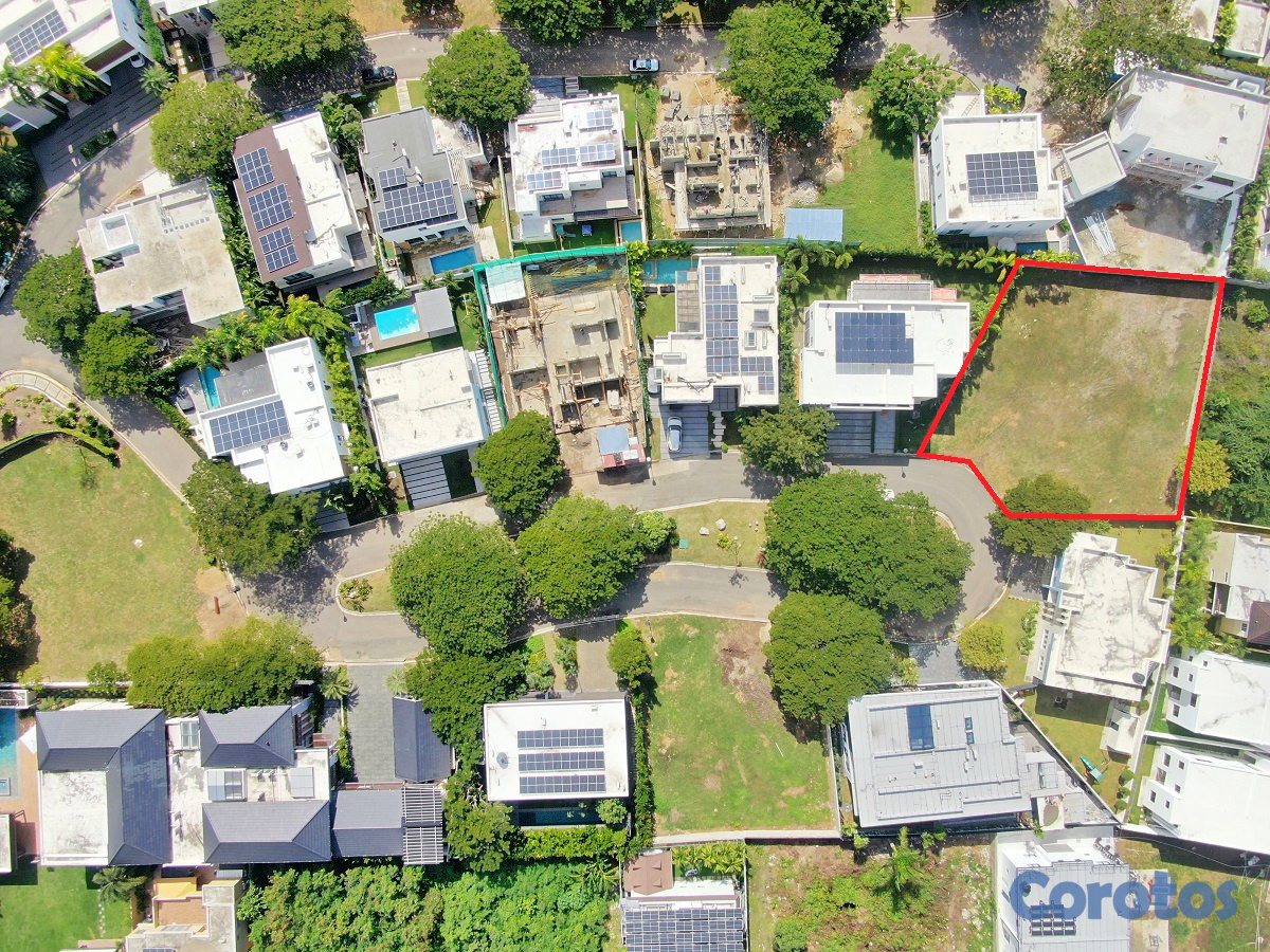 solares y terrenos - SOLAR PROYECTO CERRADO ALTOS DE LOS SAMANES 1055 M 3