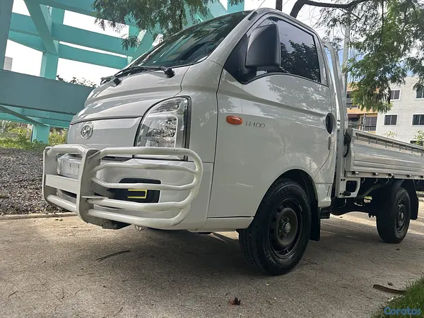 camiones y vehiculos pesados - Hyundai H100 2023 14