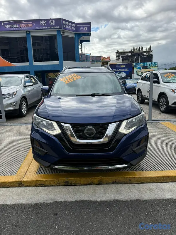 jeepetas y camionetas - Nissan Rogue SV AWD 2020 2