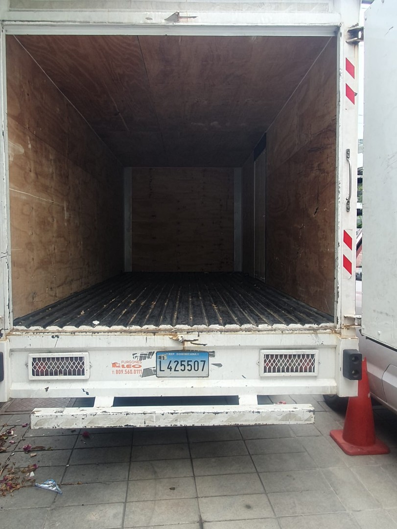 camiones y vehiculos pesados - CAMION JMC DE 4 TONELADAS CON FURGON 7