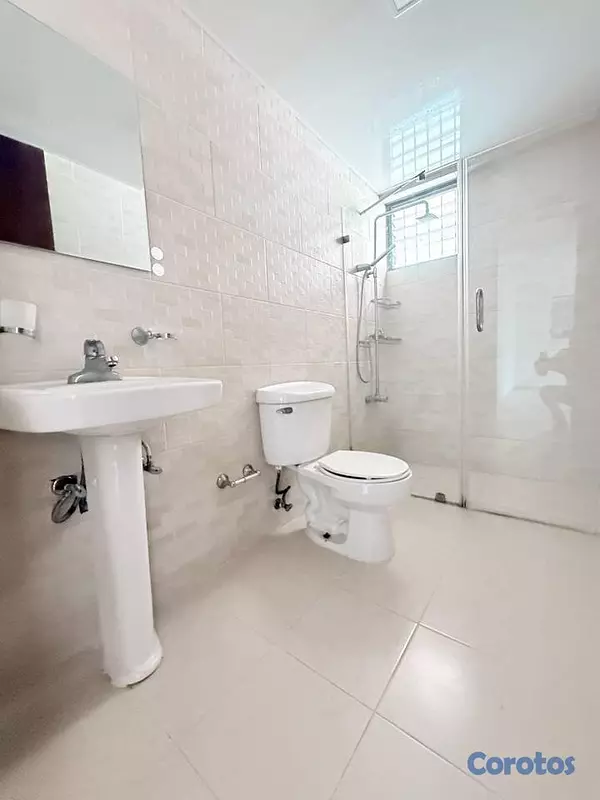apartamentos - Apartamenteo en Evaristo Morales 2
