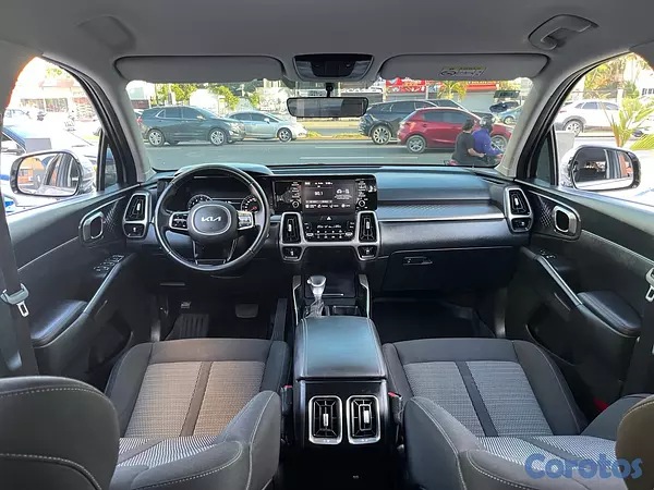 jeepetas y camionetas - Kia Sorento Sport 2022 4
