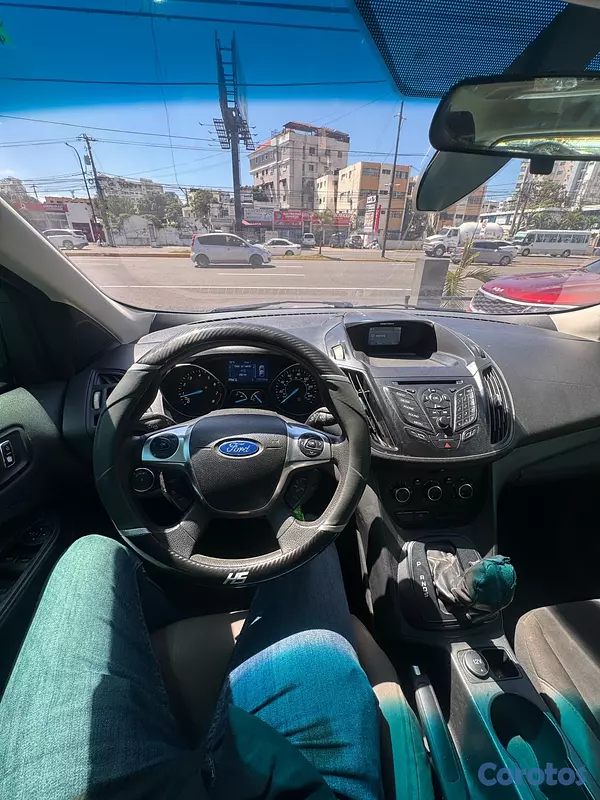 jeepetas y camionetas - Ford Escape SE 2.5 2014
 10