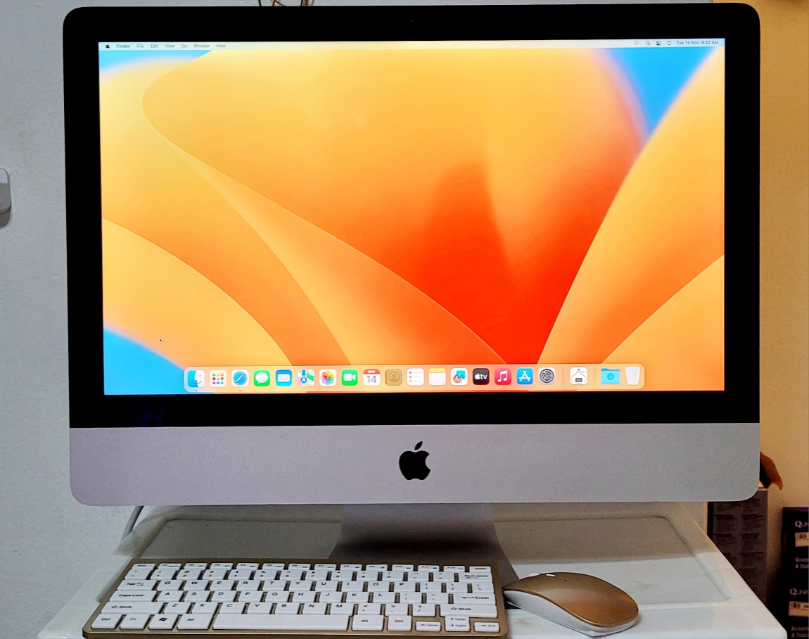 computadoras y laptops - Imac de 21 Pulg Core i5 Ram 8gb ddr4 Disco 1tb año 2017 1