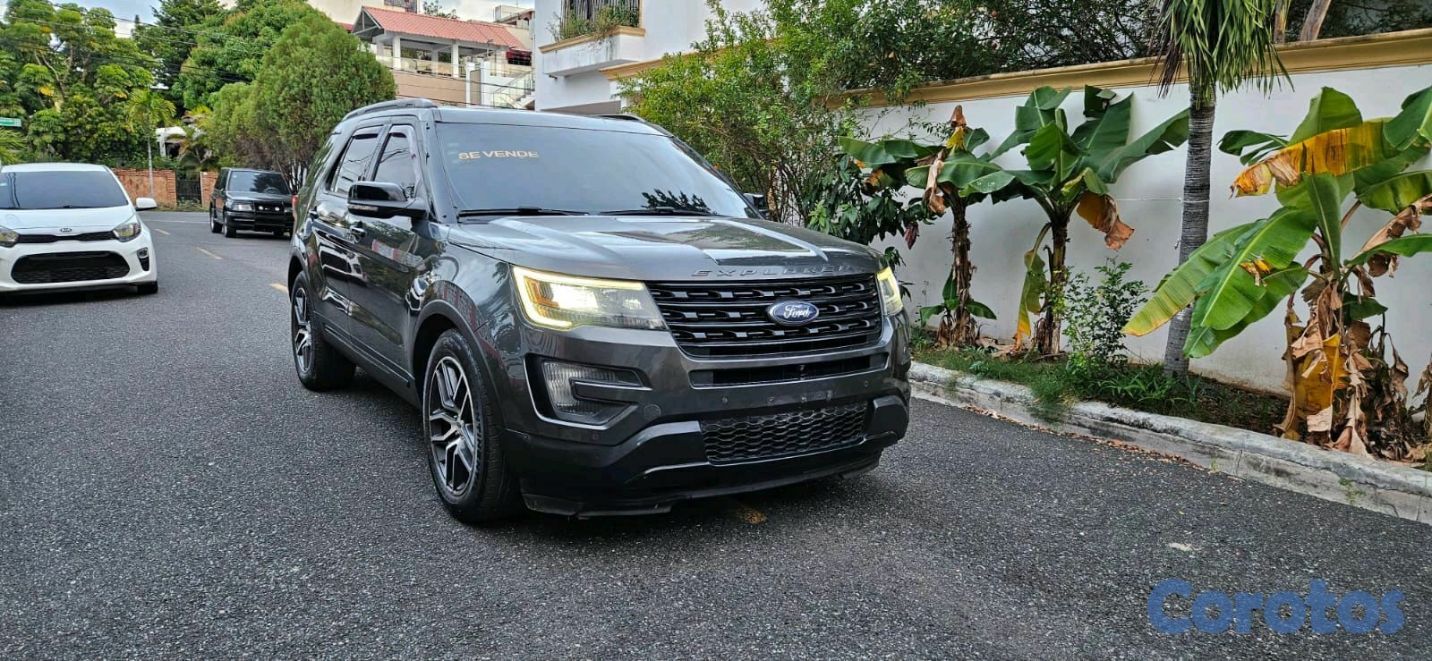 jeepetas y camionetas - Ford Explorer sport Panorámica  1