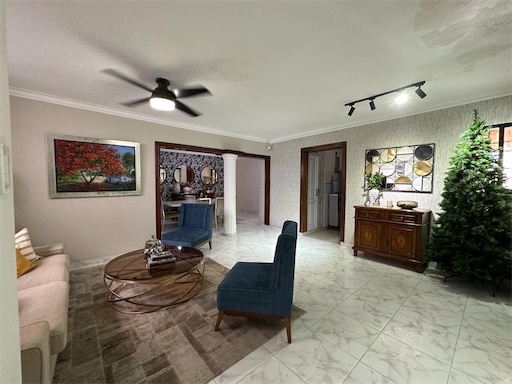 apartamentos - Venta de apartamento Evaristo Morales Distrito Nacional de 160mts  0
