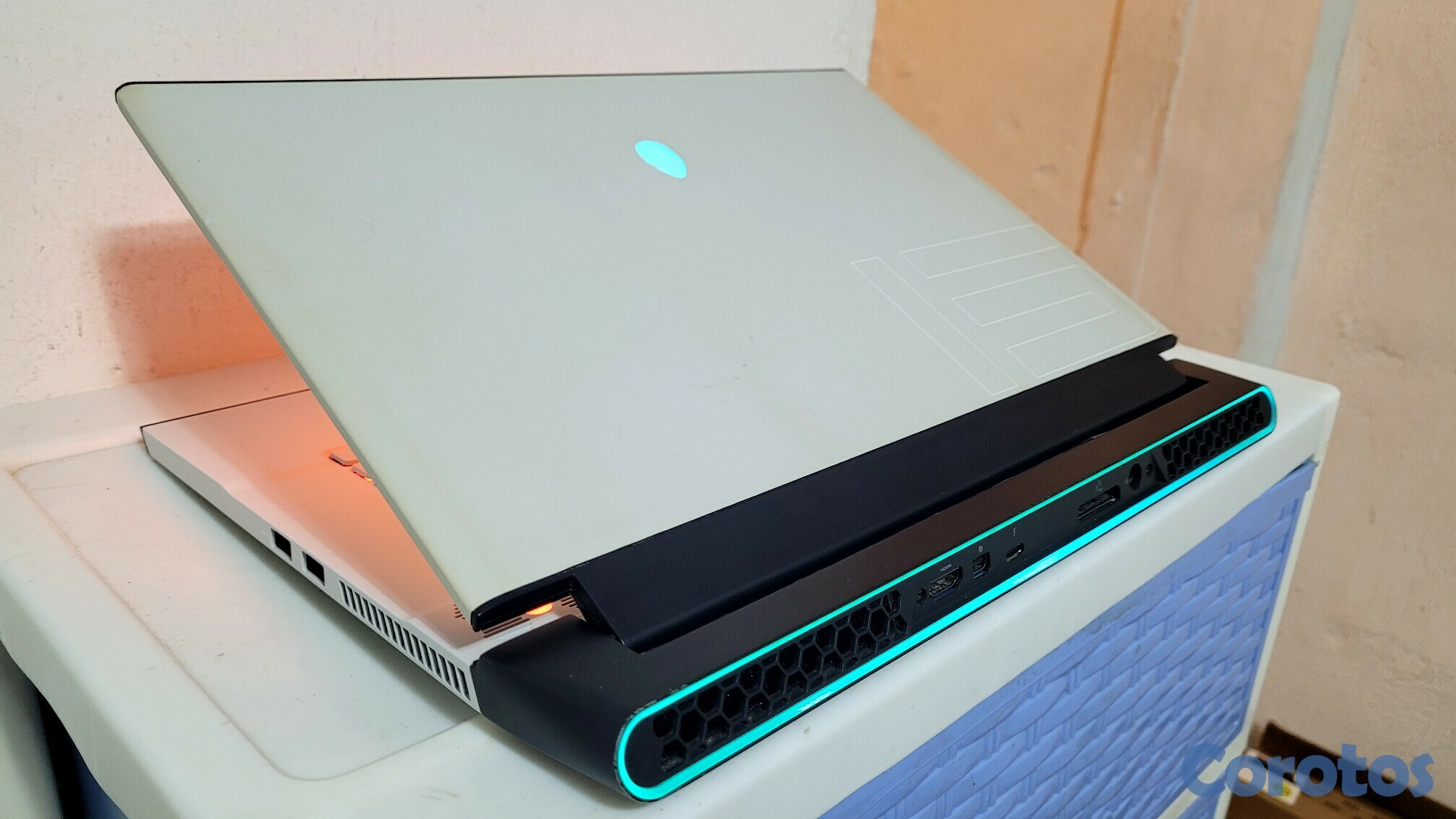 computadoras y laptops - Alienware R2 Core i7 9th Gen Ram 16gb Disco 512gb Solido Rtx 2060 6GB Oled 4K 4
