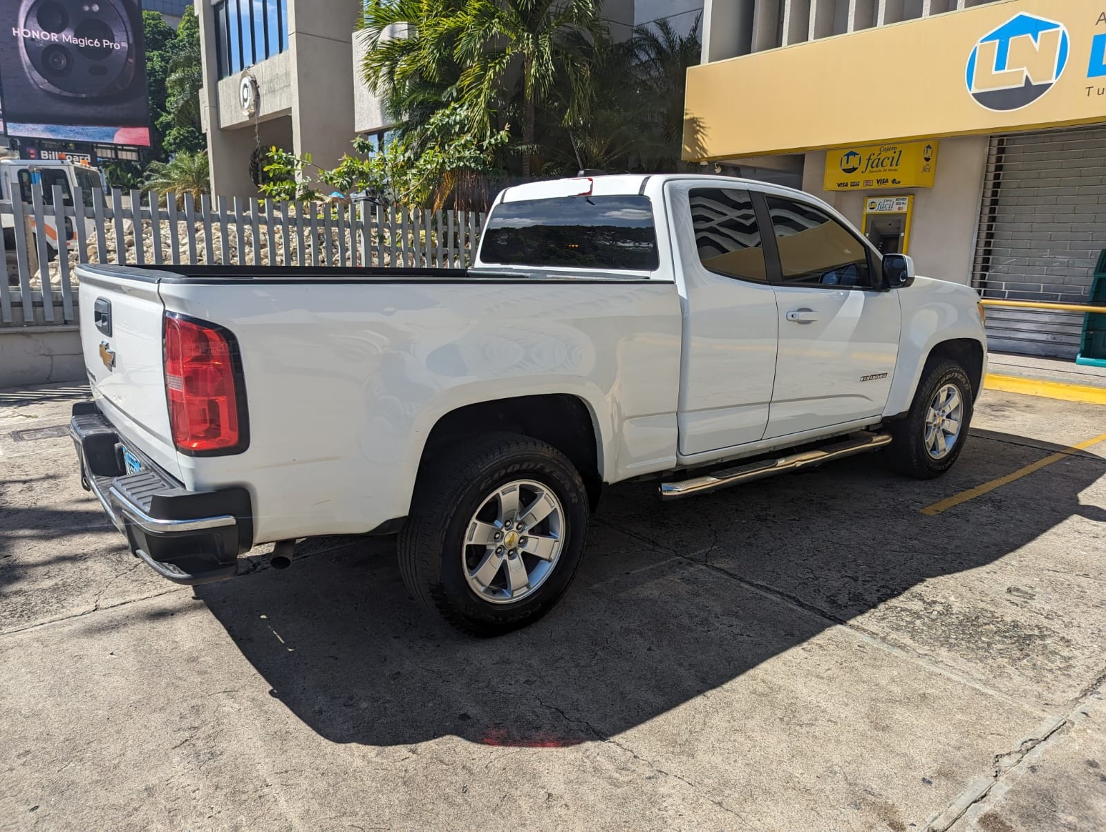 jeepetas y camionetas - CHEVROLET COLORADO 2017 7
