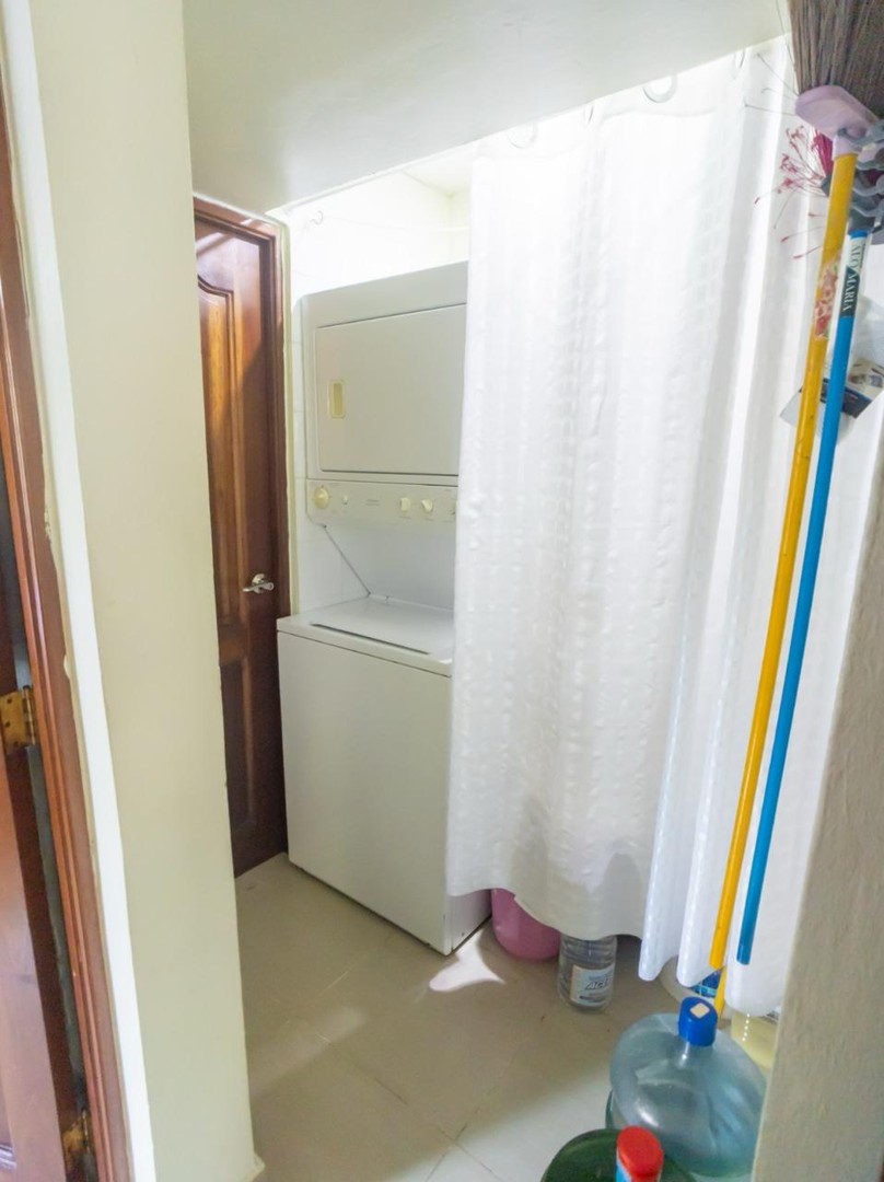 apartamentos - Vendo apartamento en Sanche Naco Distritos nacional 
 en una torre USD$325,000, 3