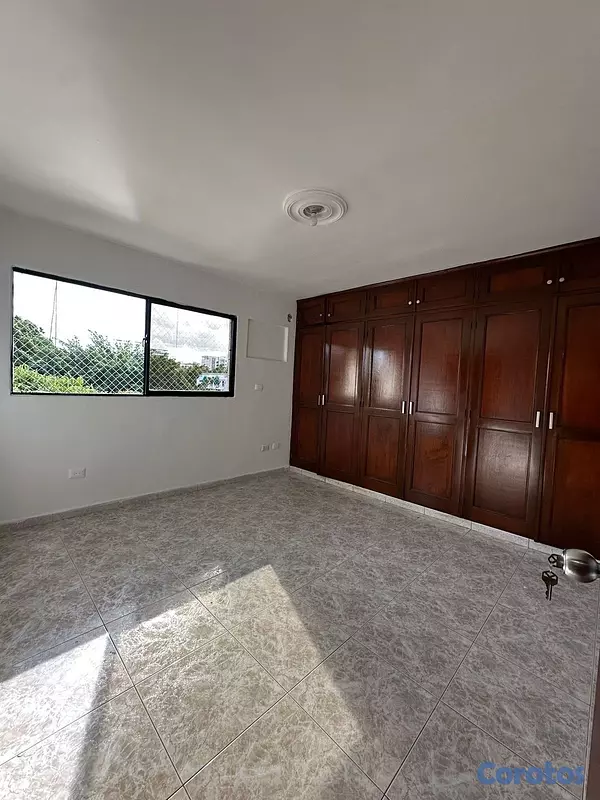 apartamentos - alquiló bella vista dos habitaciones 2.5 baños un parqueo techado  piso 4 balcón 16