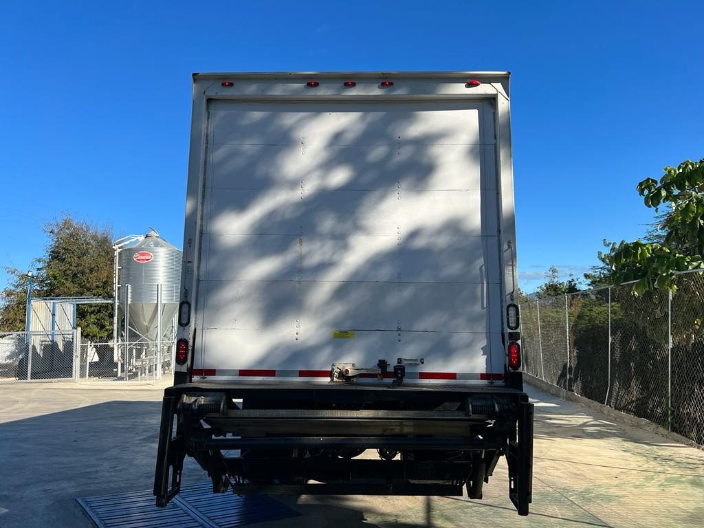 camiones y vehiculos pesados - Freightliner con motor Cummins 2015 3