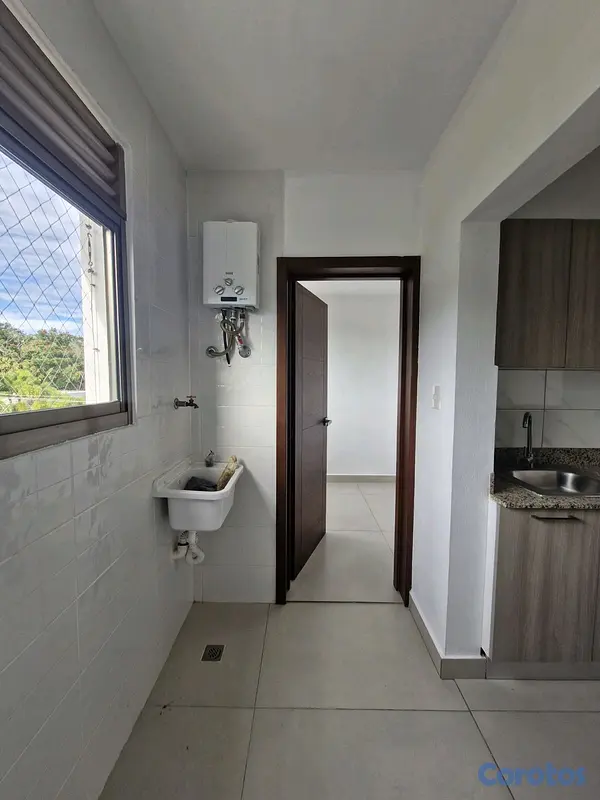 apartamentos - Amplio apartamento en torre de Gazcue 3