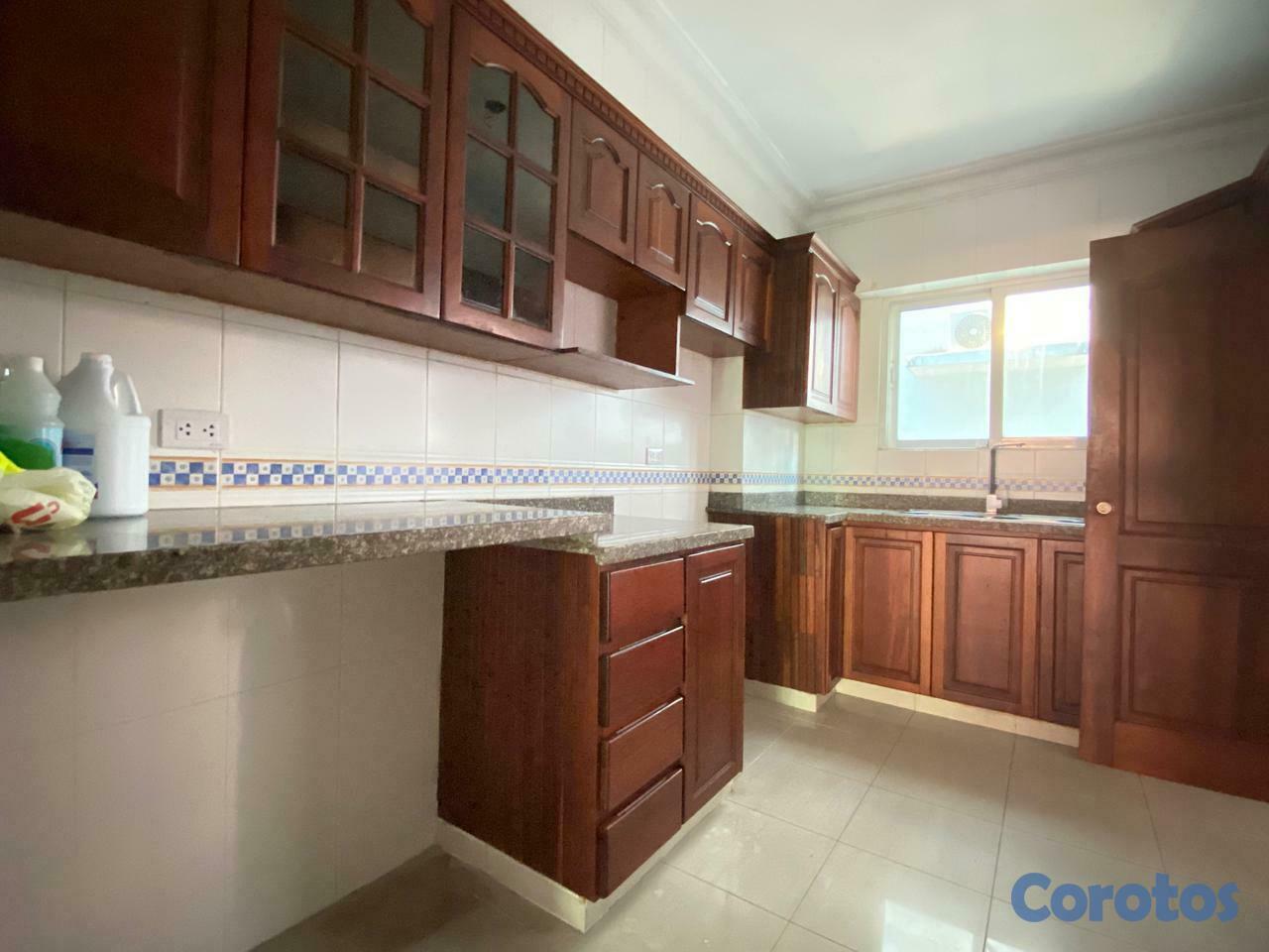 apartamentos - Apartamento en alquiler en Evaristo Morales  3