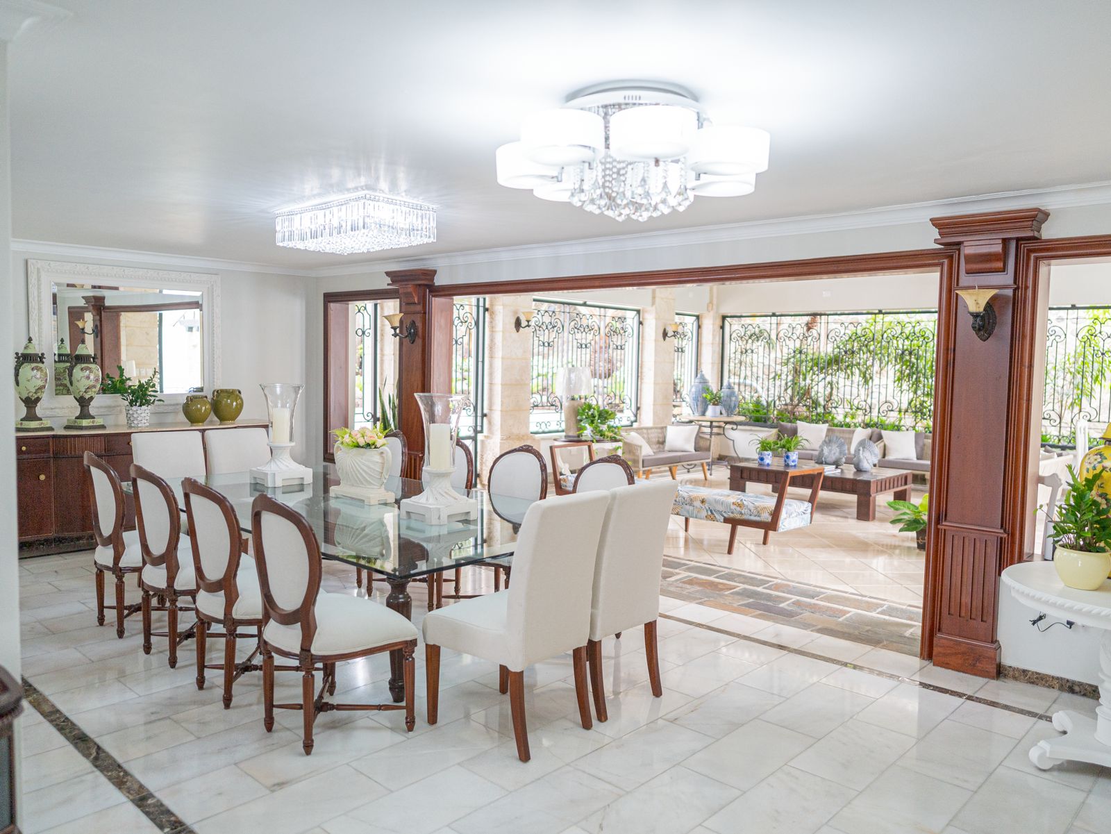 casas - Se Vende Exclusiva Mansion con Piscina, Cerro Alto 3