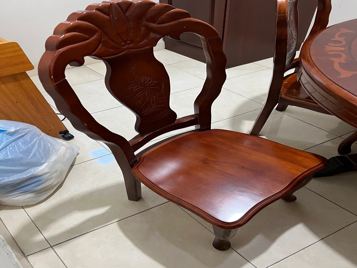 muebles y colchones - Juego de mesa y sillas  1