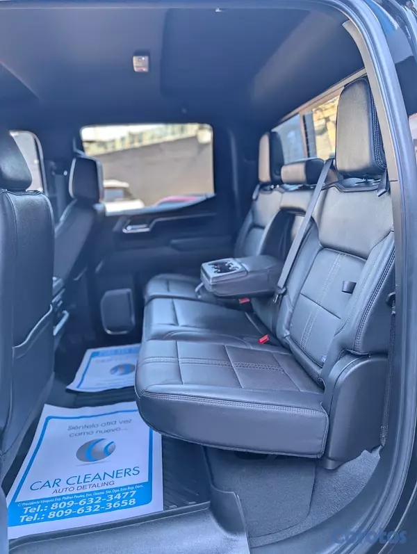 jeepetas y camionetas - CHEVROLET SILVERADO HIGH COUNTRY 2024  12